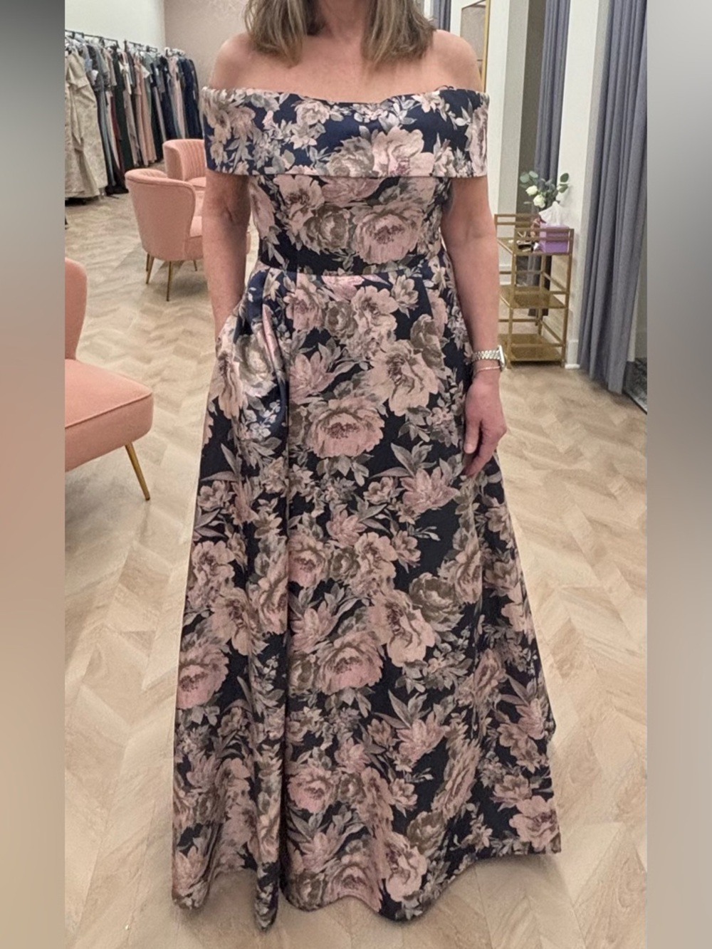 Alex Evenings
Navy, pale Pink & Silver floral, off-the-shoulder gown w/pockets!